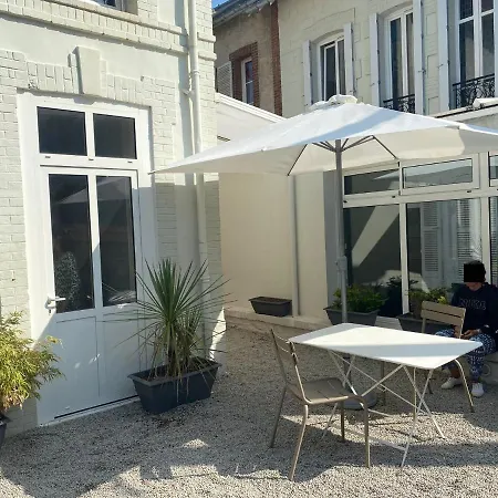 La Cote Villa